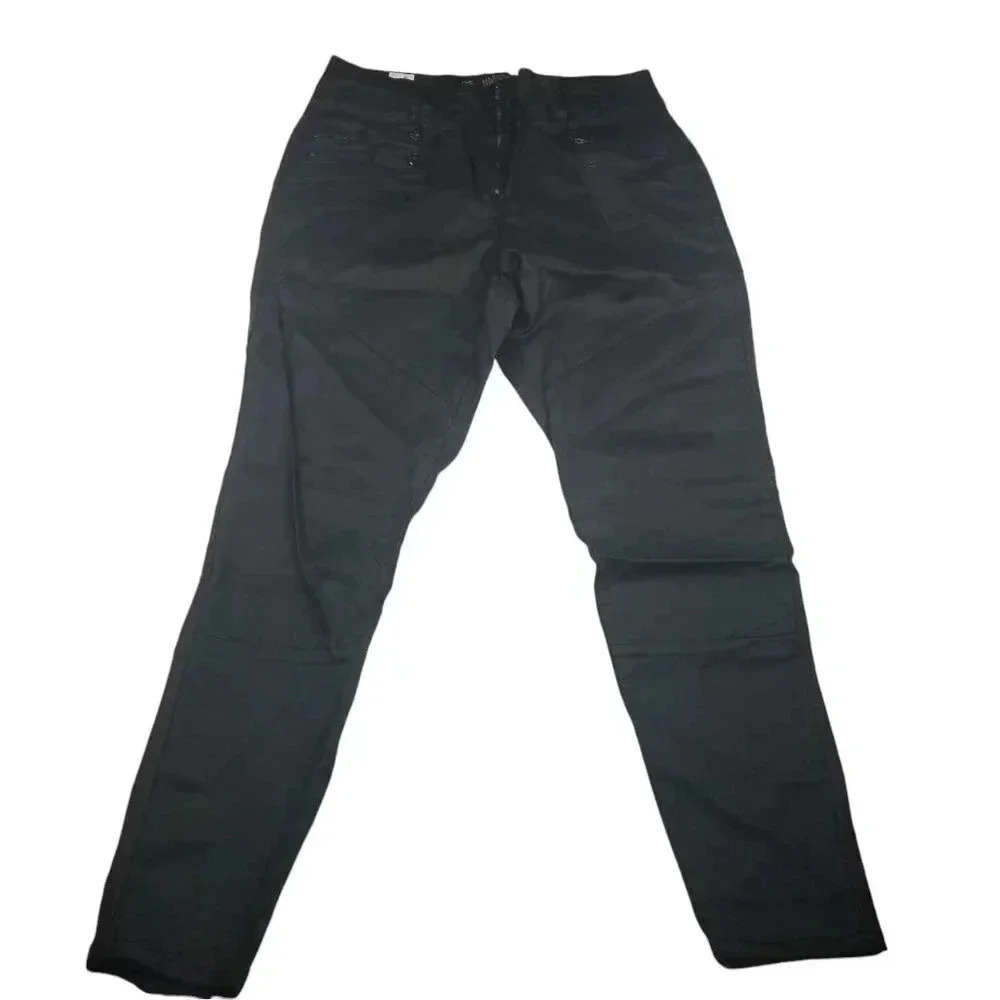 NWT Chic Denim Women's Skylar Ankle Grazer Black Jeans Sz 20